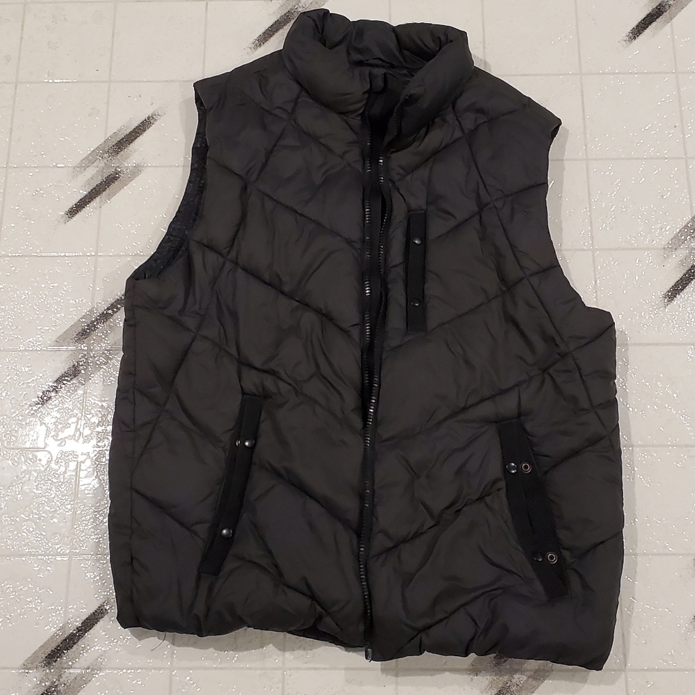 Gap bubble vest jacket men's L